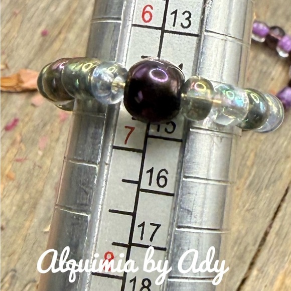 Alquimia Iridescent Bracelet with Gold Accents - Picture 2 of 2